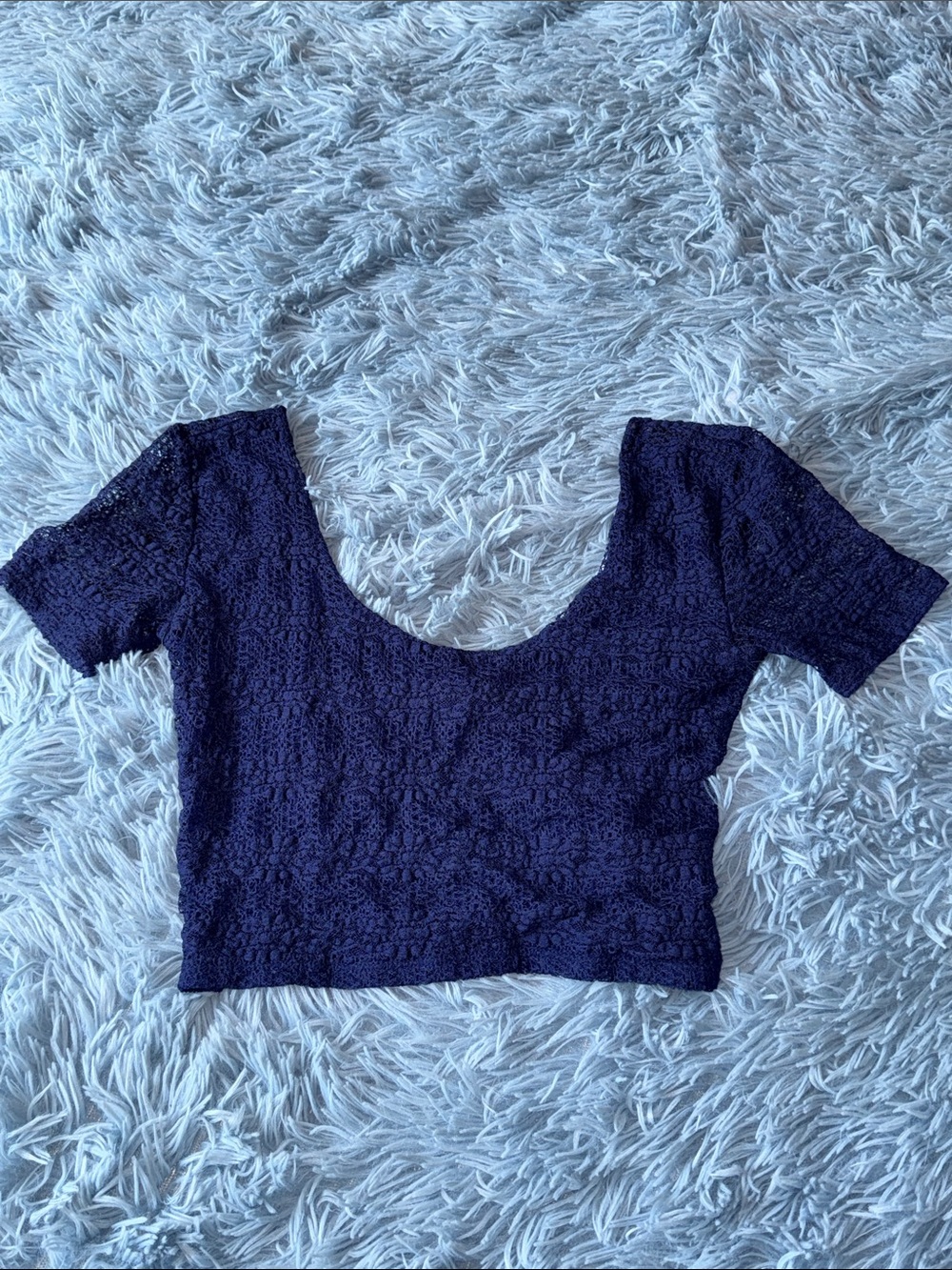 Forever 21 Women’s Navy Lace Scoop Crop Top